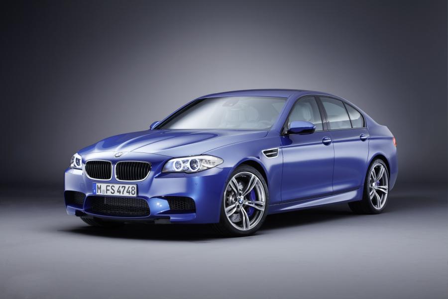  BMW M5 2011 года  (фото 343 из 344)